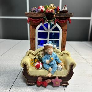 Vintage Newport Coast Collection musical Christmas Fountain with LED light